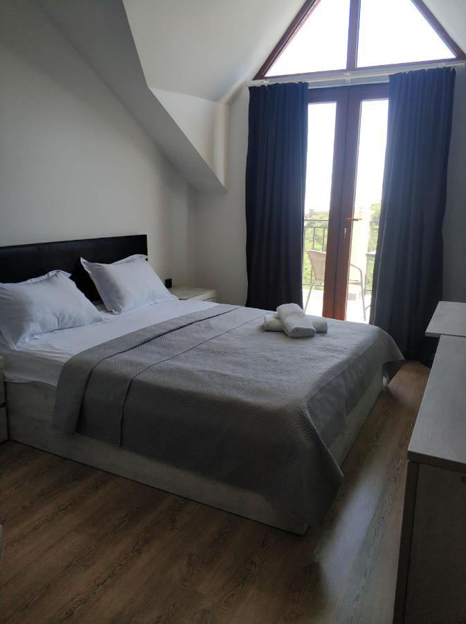 Favourite Apartment ซิคนาคี ภายนอก รูปภาพ